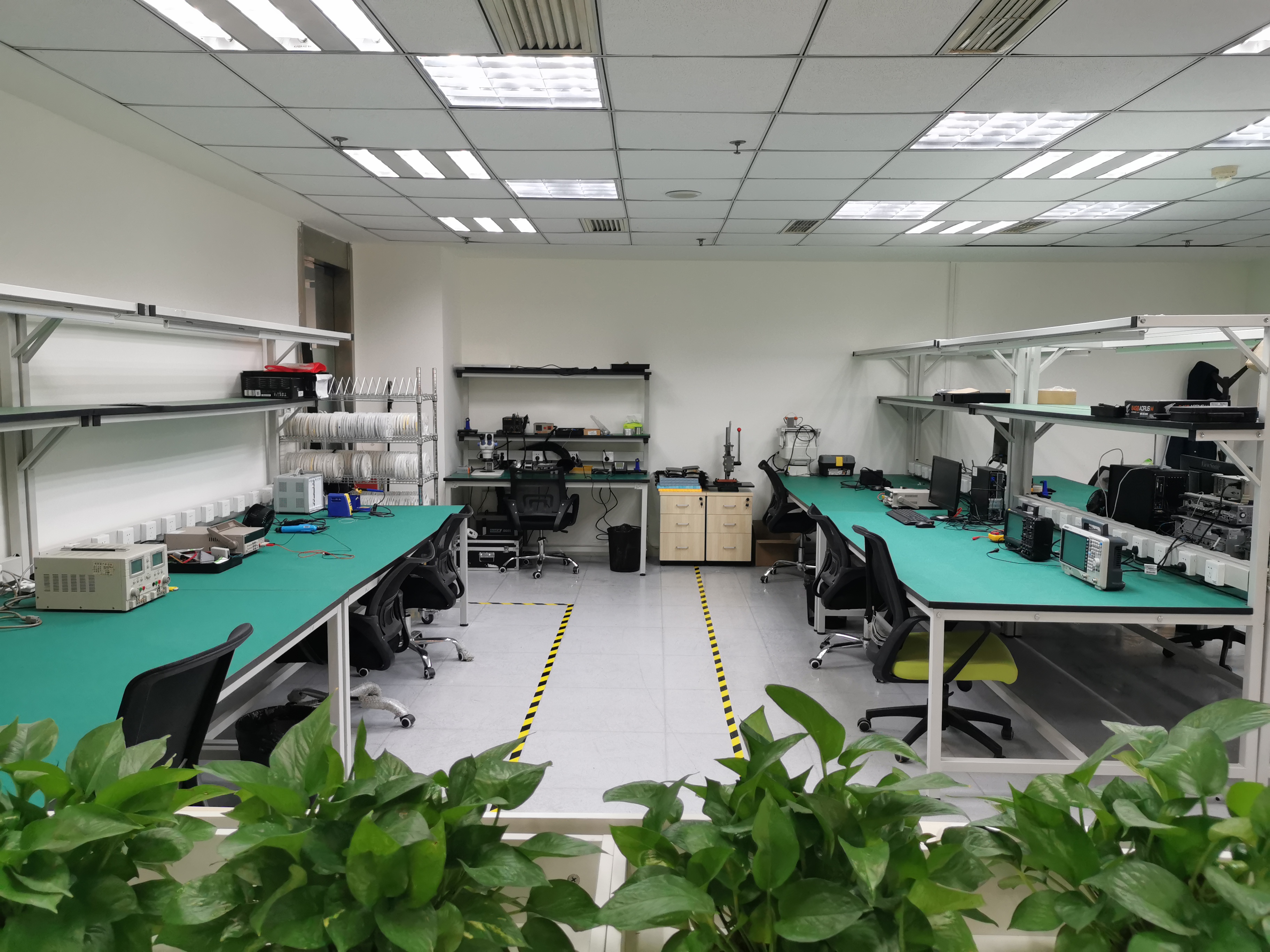 生產車間.jpg 生產車間.jpg