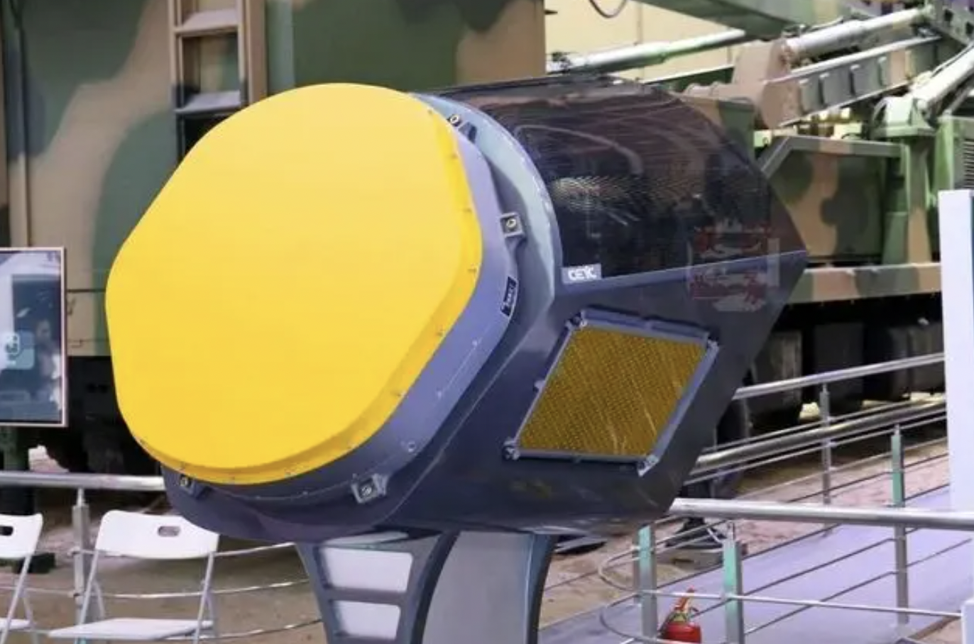 制造一個T/R組件只需2分鐘？！