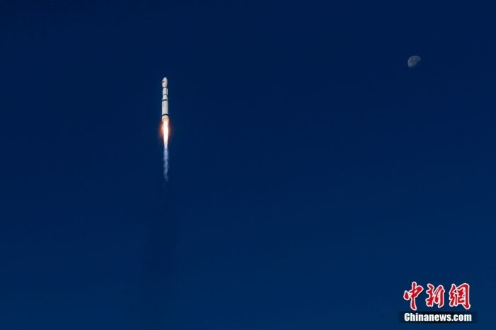 恭喜 我國成功發射天平三號衛星 用于地面雷達設備標校等